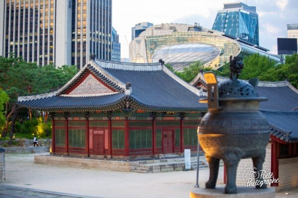 Le Deoksugung entre modernité et tradition